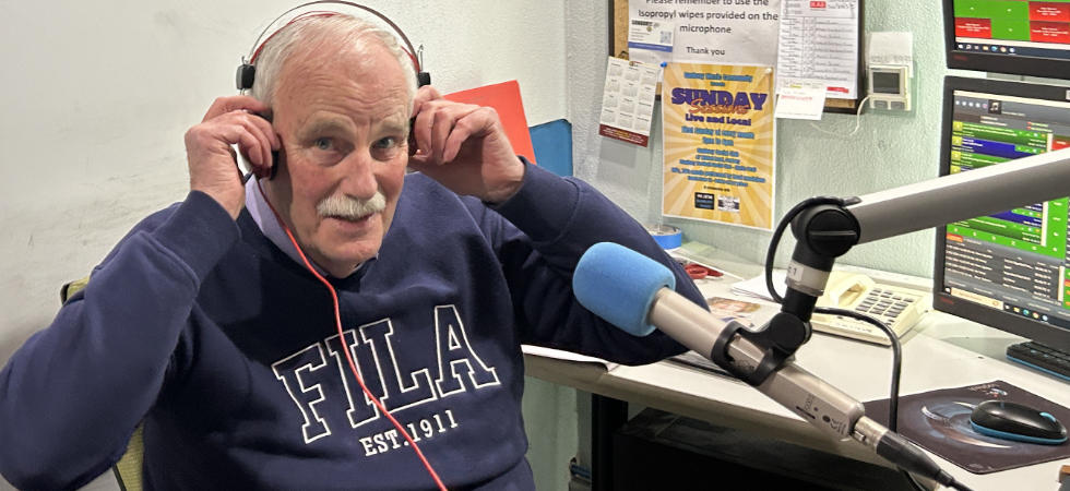Bill Kirk's last breakfast show on Sunbury Radio.