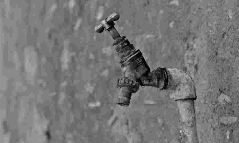outside water pipe tap